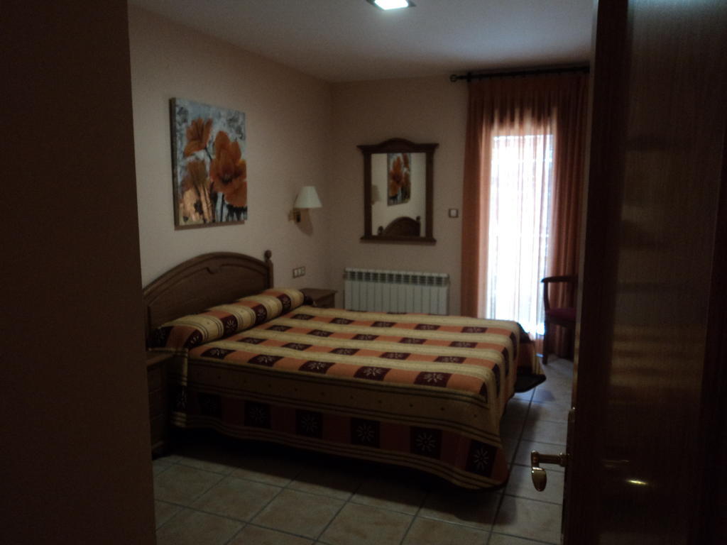 Apartamentos Solans Bielsa Room photo